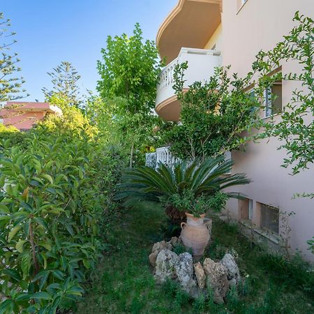 Golden Rose Suites Kolymbari Dış mekan fotoğraf