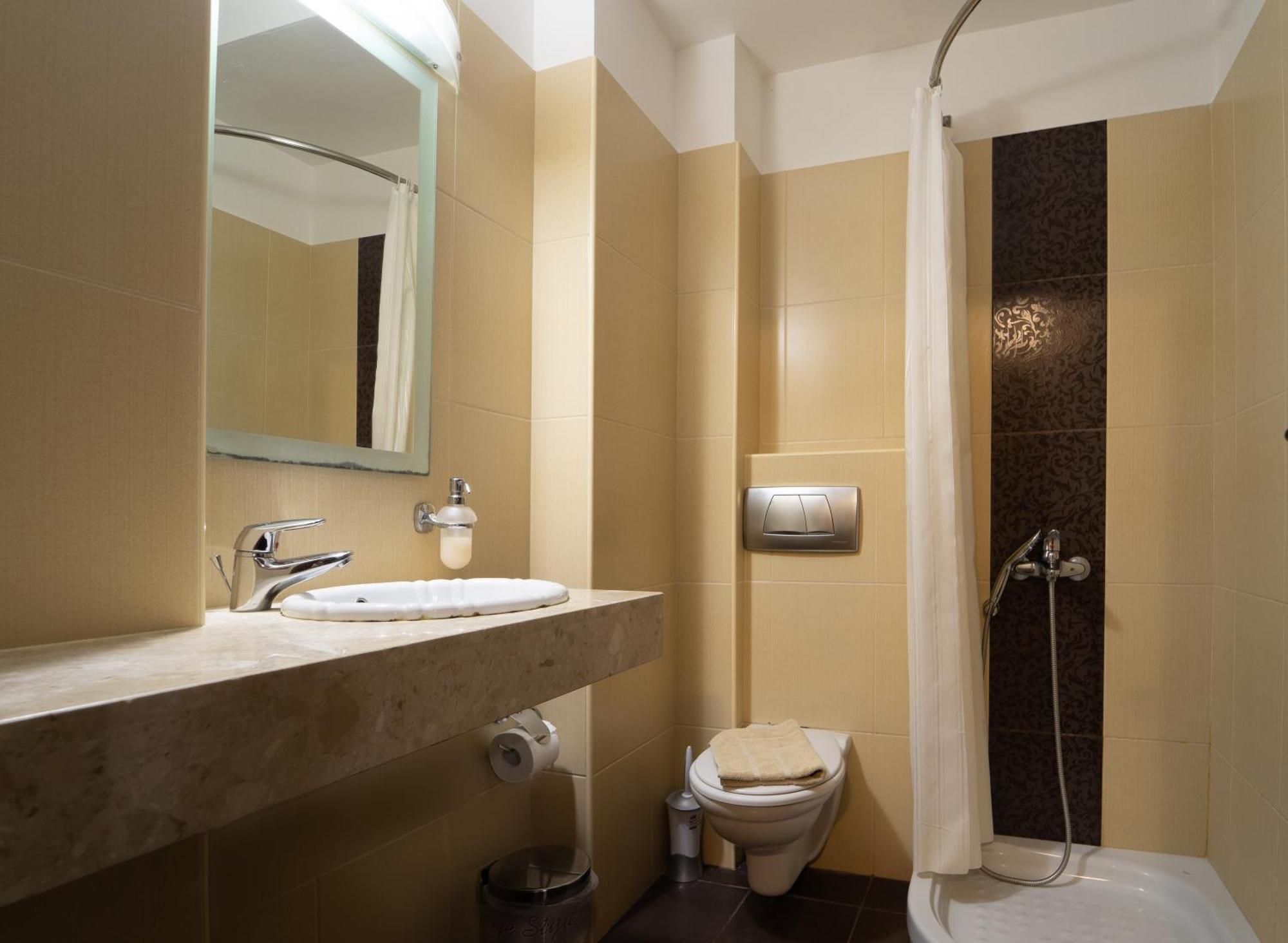 Golden Rose Suites Kolymbari Dış mekan fotoğraf