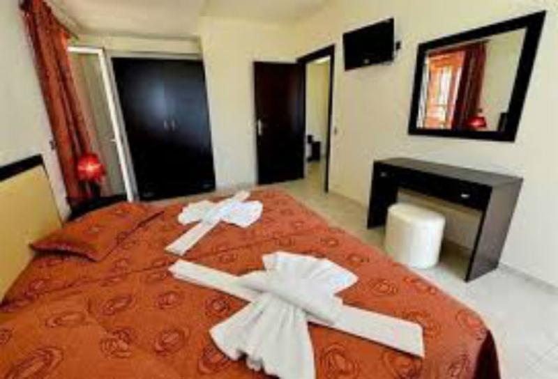 Golden Rose Suites Kolymbari Dış mekan fotoğraf