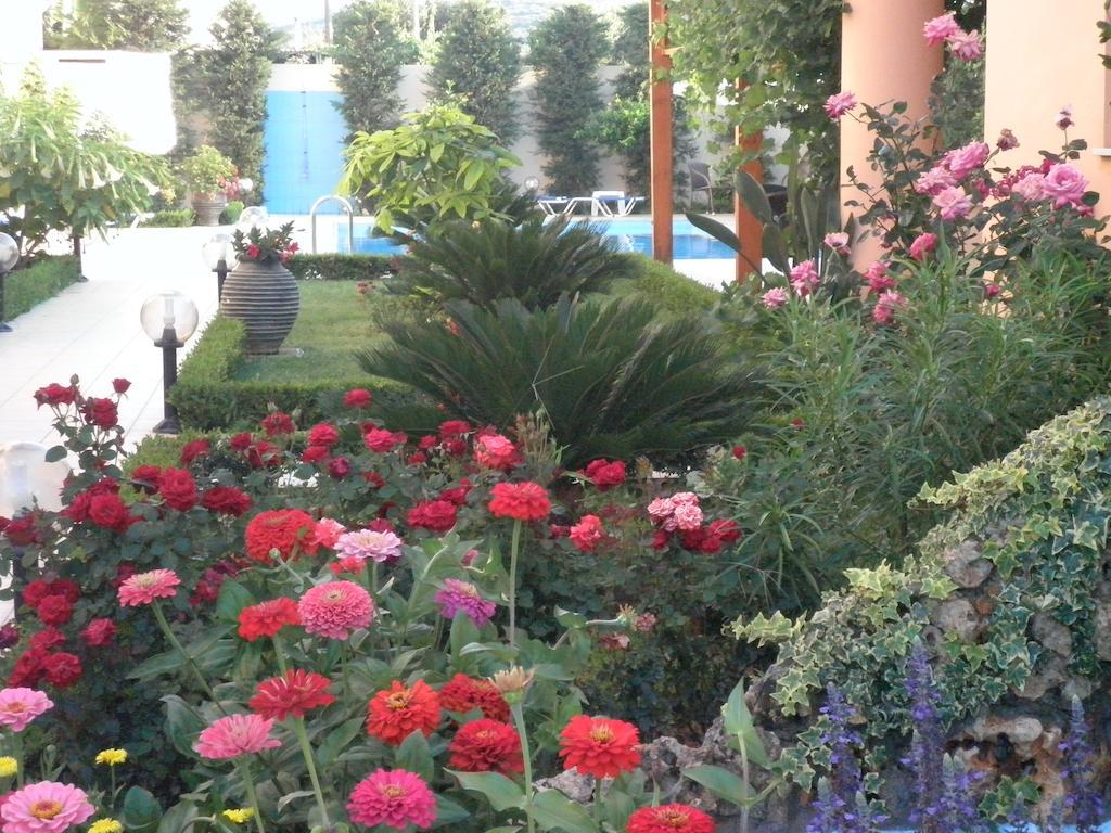 Golden Rose Suites Kolymbari Dış mekan fotoğraf