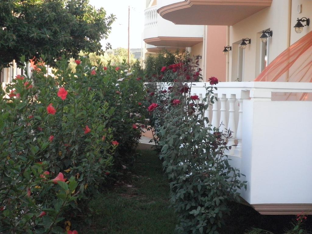 Golden Rose Suites Kolymbari Dış mekan fotoğraf