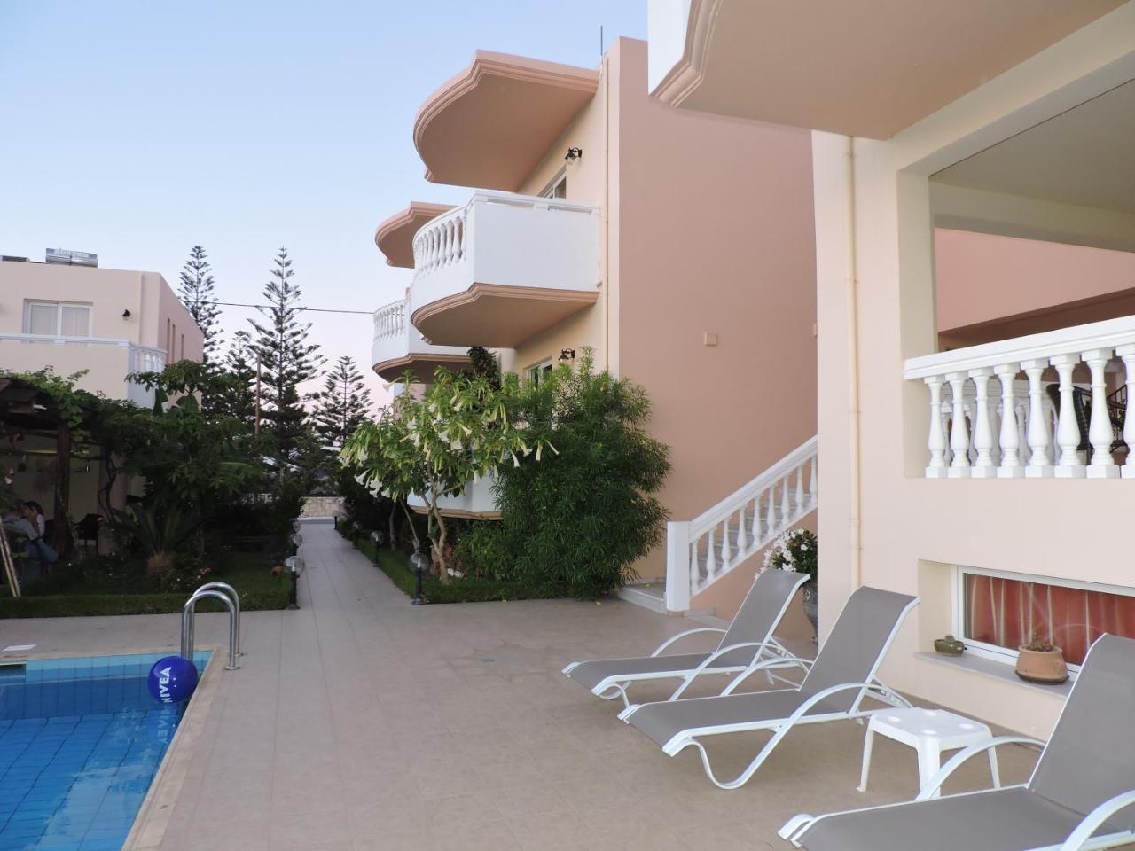 Golden Rose Suites Kolymbari Dış mekan fotoğraf